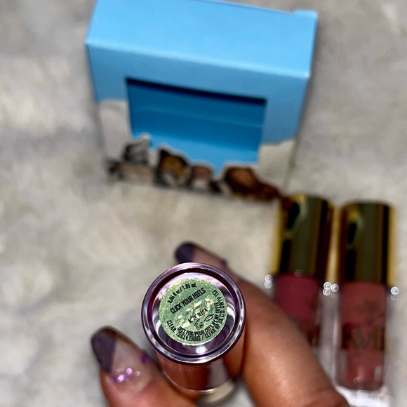 Kylie Cosmetics x The Wizard of Oz Matte Lip Paint Set x3 - Picture 4 of 8